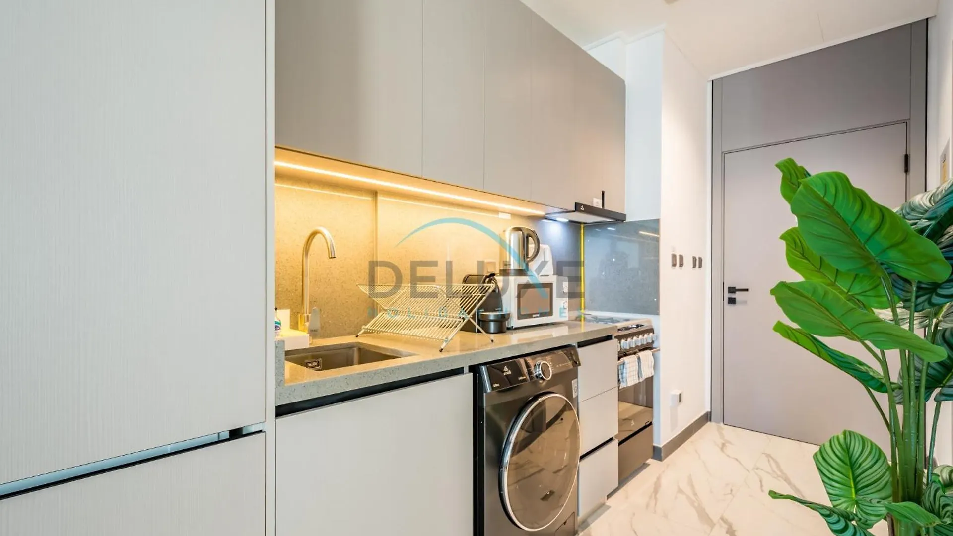 Stylish Studio Apartment In Mag Eye 910, Mohammad Bin Rashid City By Deluxe Holiday Homes Dubai