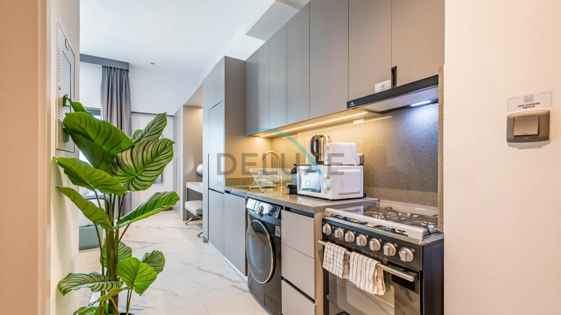 Stylish Studio Apartment In Mag Eye 910, Mohammad Bin Rashid City By Deluxe Holiday Homes Dubai United Arab Emirates